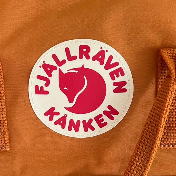 SOLD!!! NWT FJALLRAVEN Kanken Backpack Sunstone Orange - Picture 3 of 9